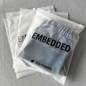 Fosted zipper poly bags with custom own logo for clothes T-shirt jeans hoodies packaging